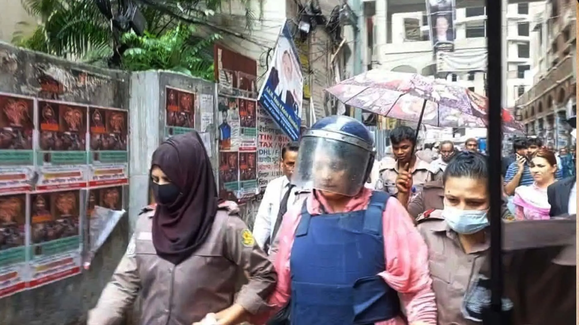 বরিশালের সাবেক এমপি জেবুন্নেসা আফরোজ আরও এক মামলায় গ্রেপ্তার